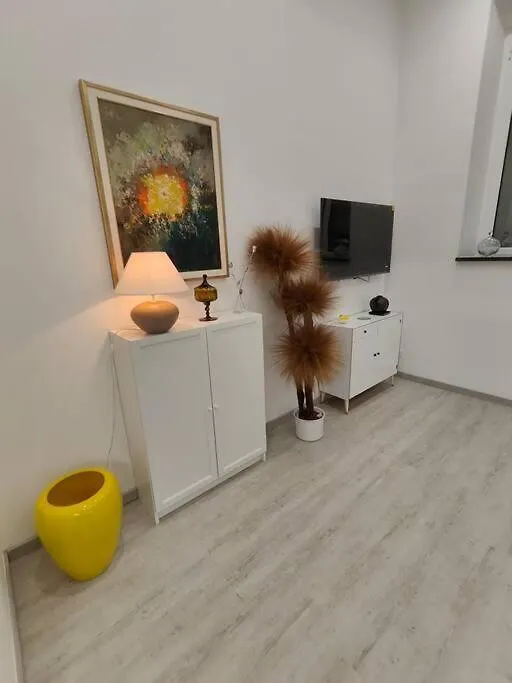 La Casa Dei Cristalli Apartment Genoa 0*,